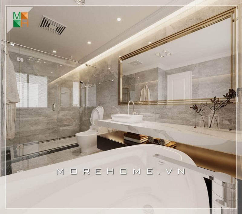 Nhà tắm kết hợp nhà vệ sinh sử dụng gương soi lớn rất hiện đại và tiện nghi.